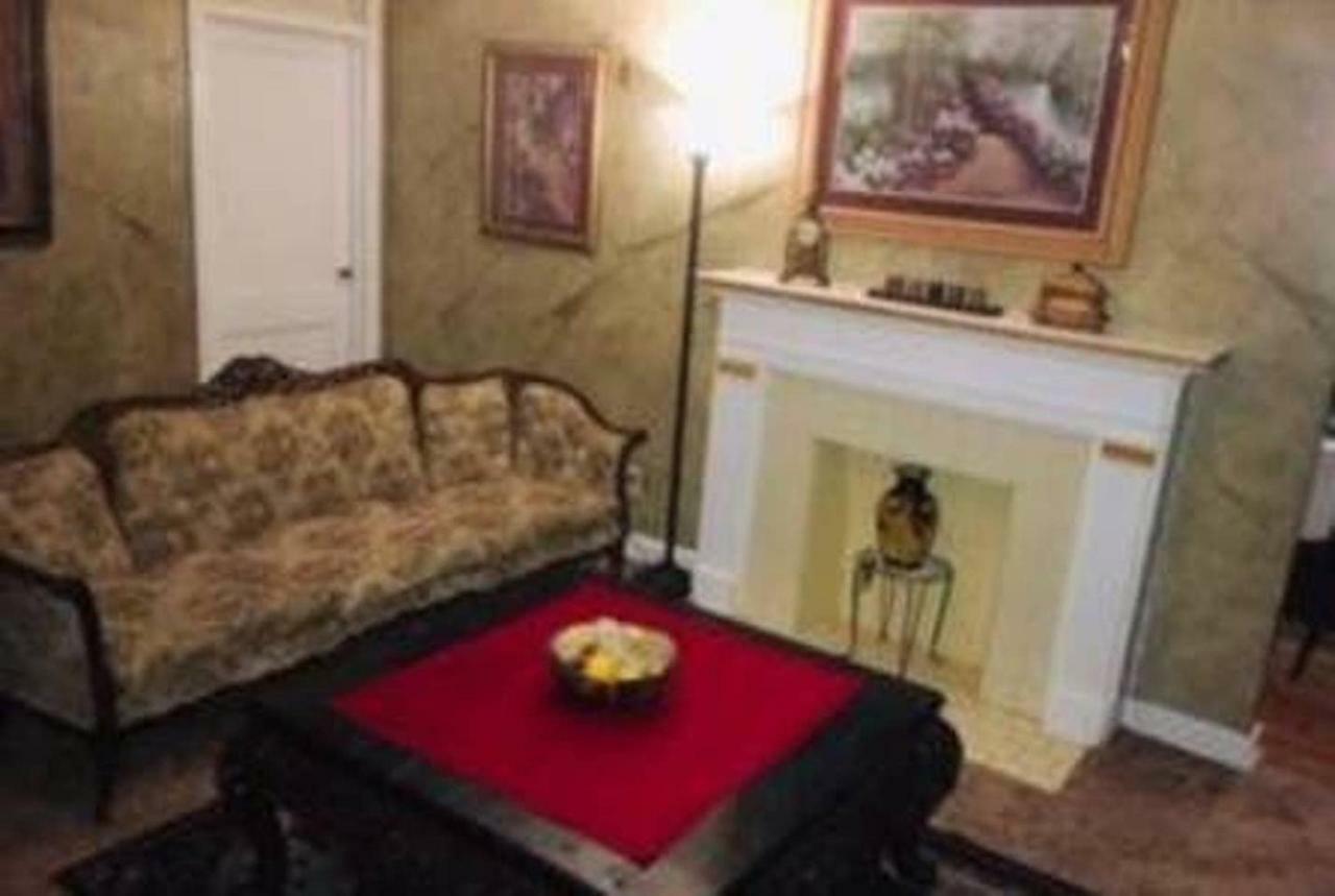 2 Bedroom Sleeps 6 Spacious Luxury Apartment 79 Монтгомери Экстерьер фото